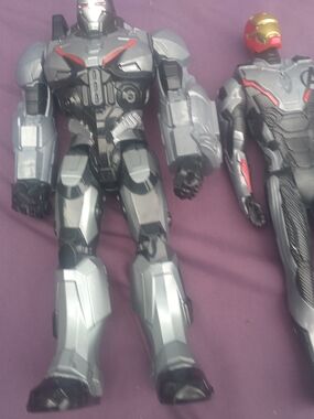 Marvel Gray and Black Iron Man / War Machine Action Figures